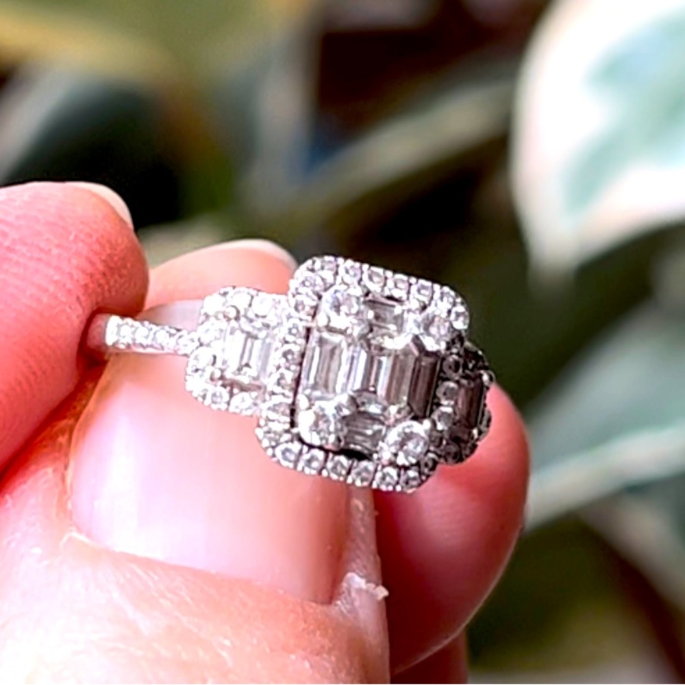 Na Hoku Art Deco style ring, size 6.75